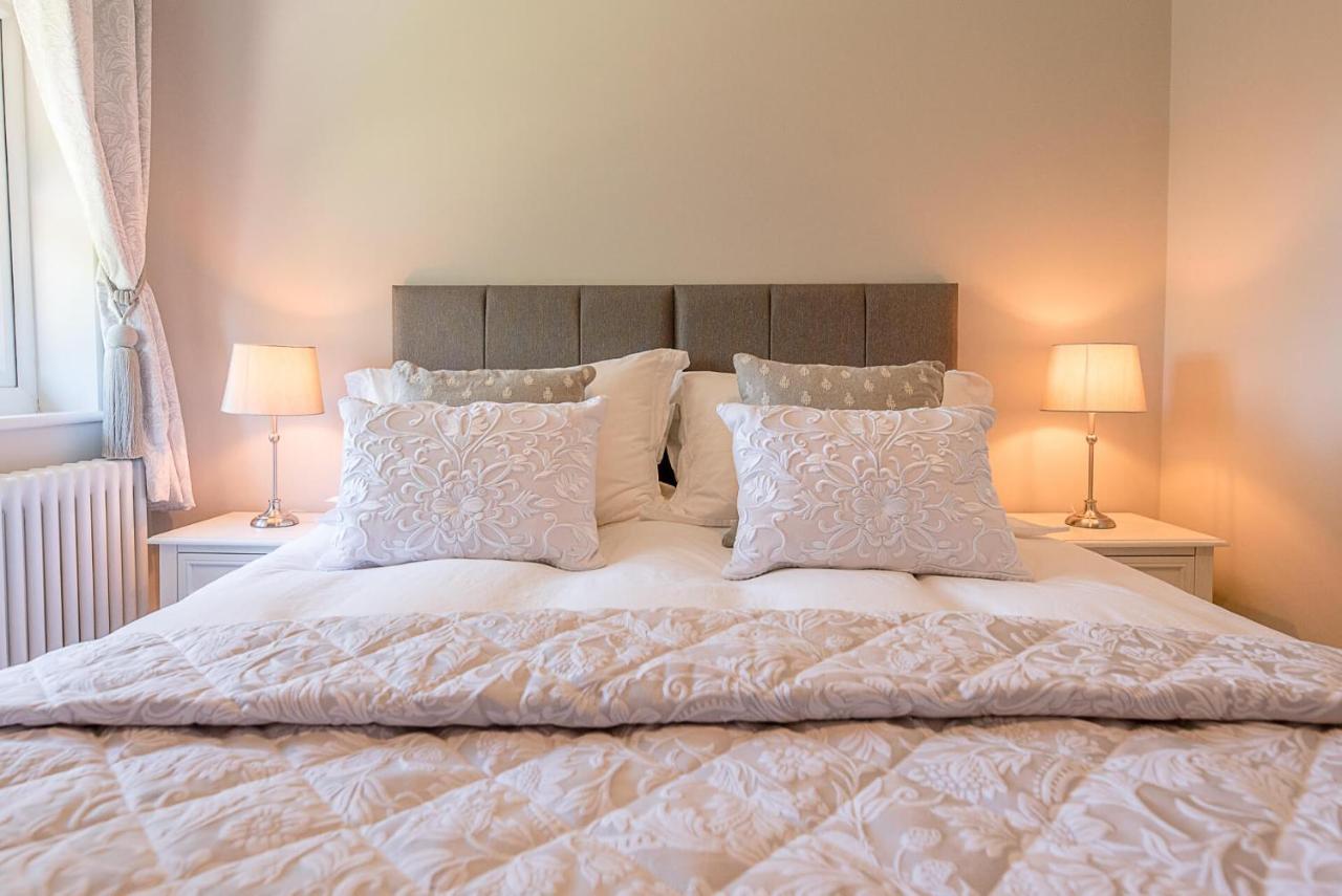 Chapel Cottage At Pond Hall Farm, Stunnning Property With Private Hot Tub, Hadleigh 伊普斯威奇 外观 照片