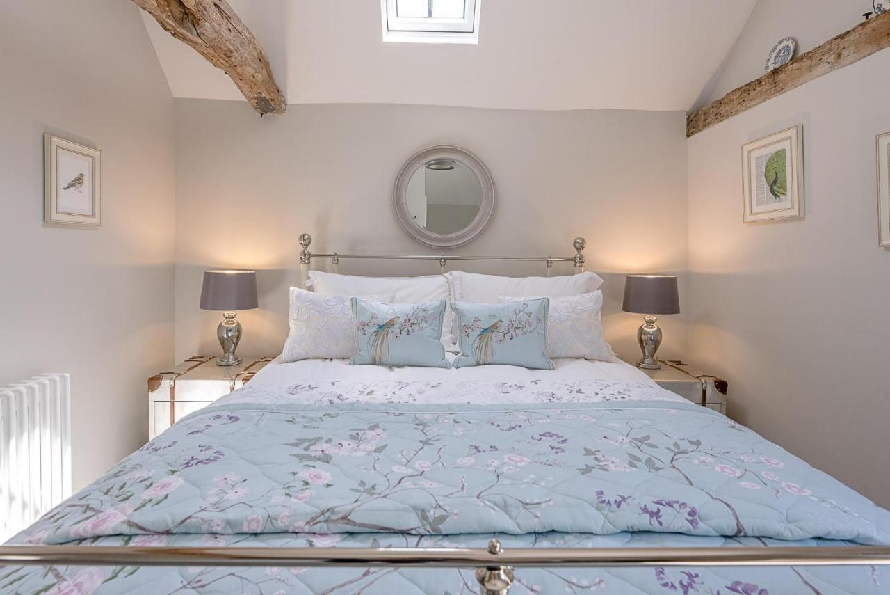 Chapel Cottage At Pond Hall Farm, Stunnning Property With Private Hot Tub, Hadleigh 伊普斯威奇 外观 照片