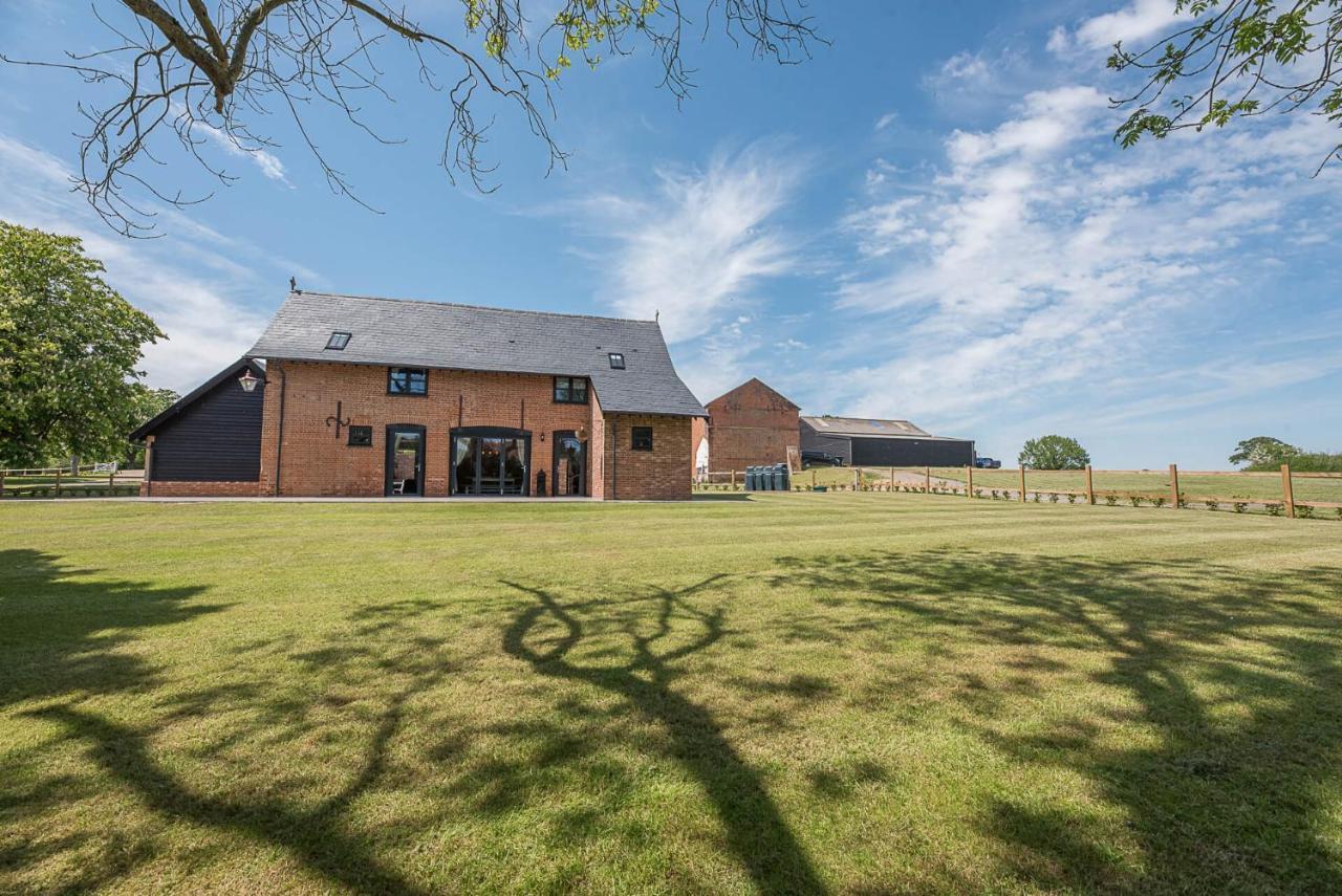 Chapel Cottage At Pond Hall Farm, Stunnning Property With Private Hot Tub, Hadleigh 伊普斯威奇 外观 照片